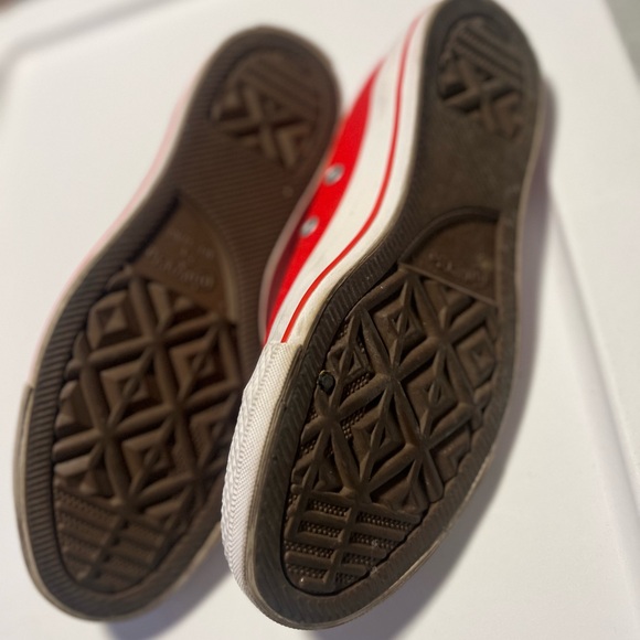 Red Converse - Picture 6 of 7